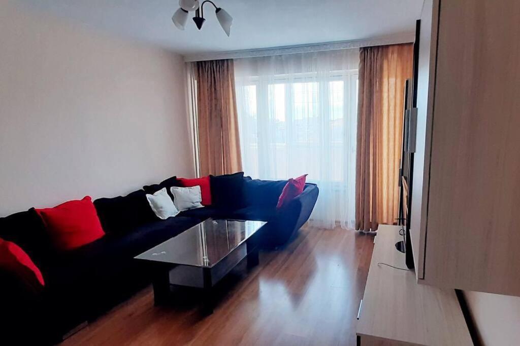 Soc Apartment Close To The Center Burgas Exterior photo